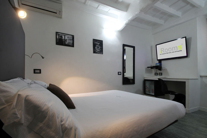 Irooms - Spanish Steps Maison d'hôtes 4*